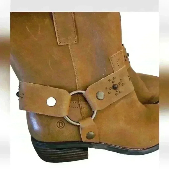 Dingo Women's Tan Silverada Western Cowboy Boots With Harness And Studs 8.5 - Picture 6 of 16